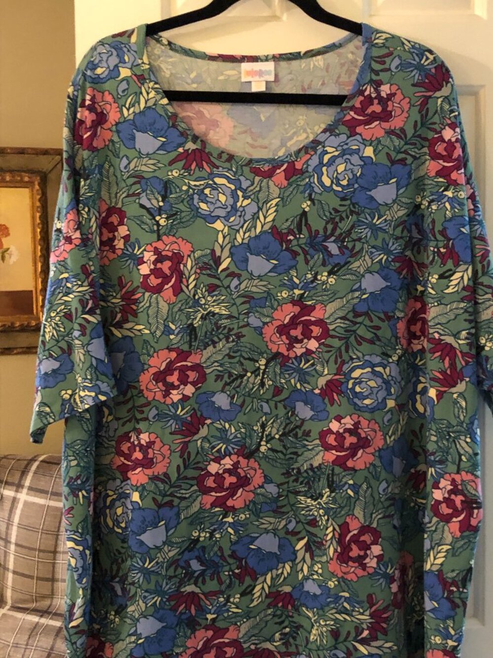 295  FLORAL IRMA TUNIC 3X LULAROE
